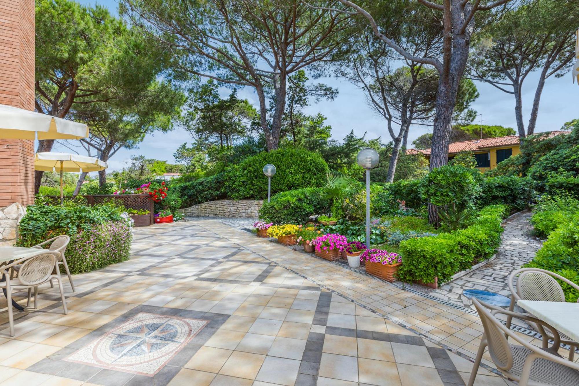Residence Casa Di Caccia マリーナ・ディ・ビッボーナ エクステリア 写真