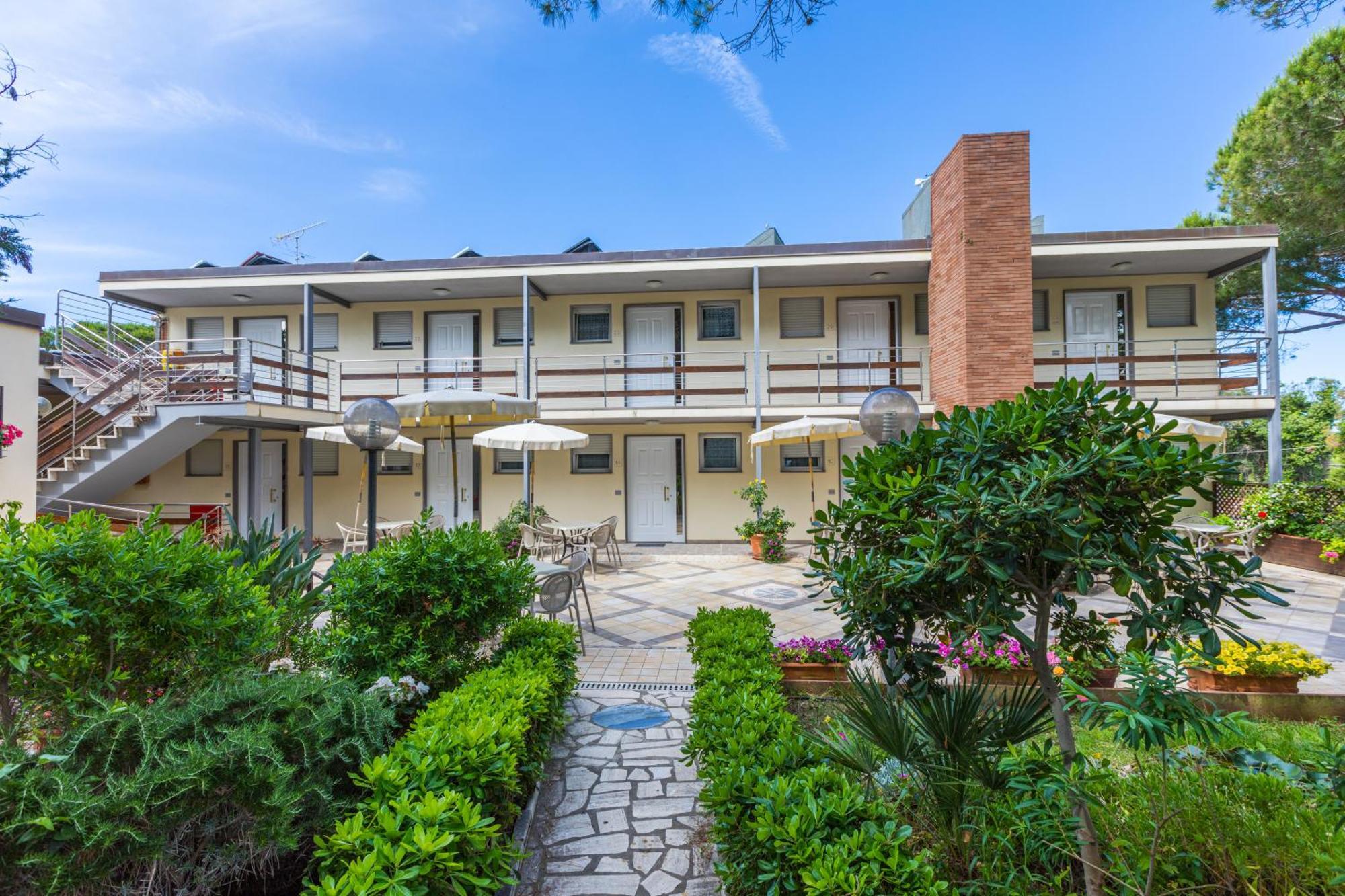 Residence Casa Di Caccia マリーナ・ディ・ビッボーナ エクステリア 写真