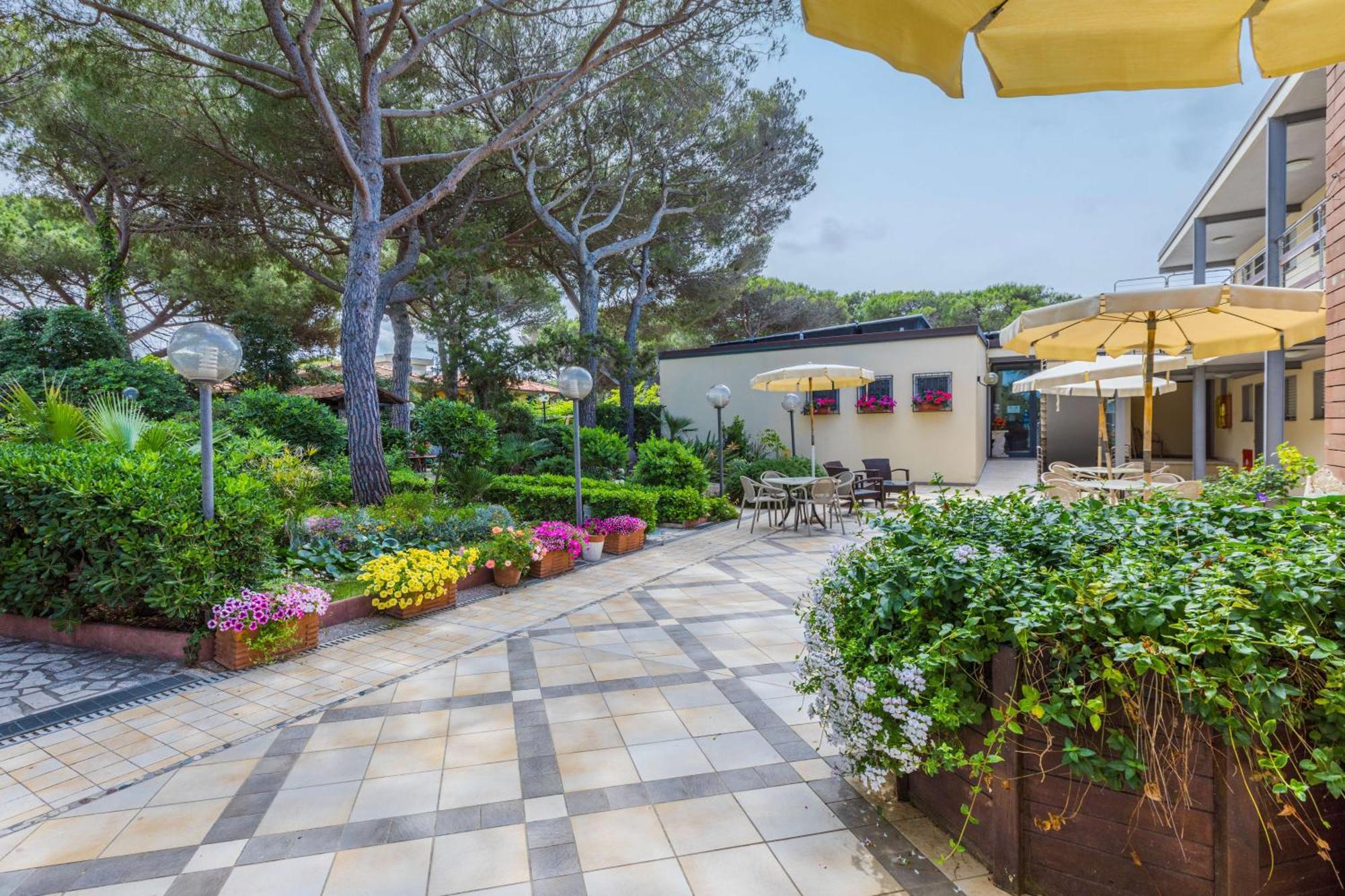 Residence Casa Di Caccia マリーナ・ディ・ビッボーナ エクステリア 写真